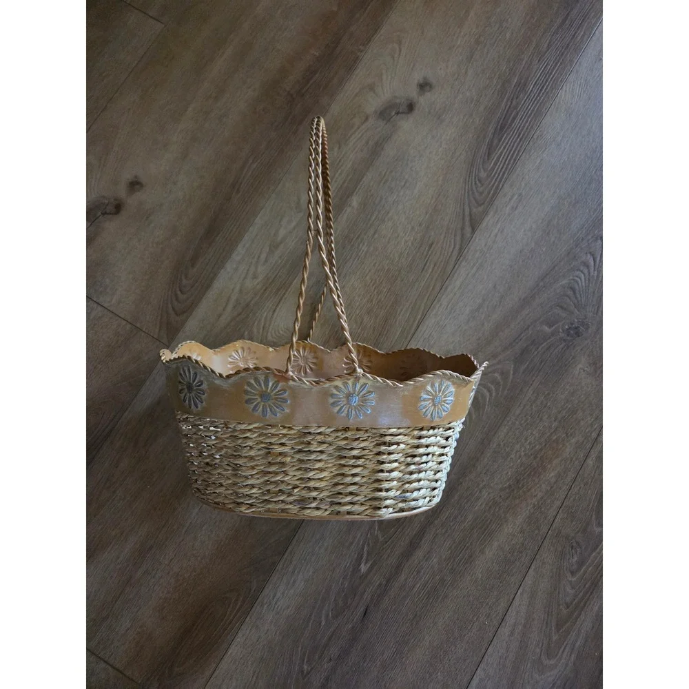 Vintage Woven Wicker and Metal Harvest Basket Scalloped Daisy Rim Mesh Bottom